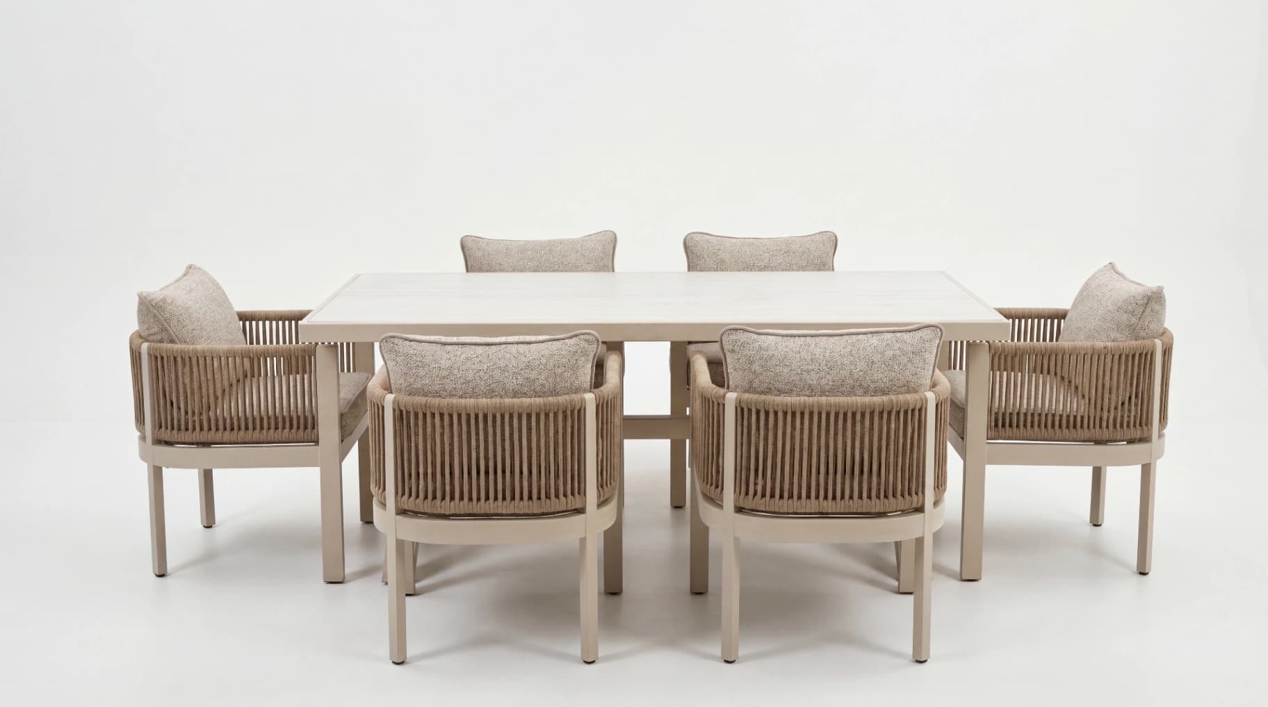 Svijetli neutralni set